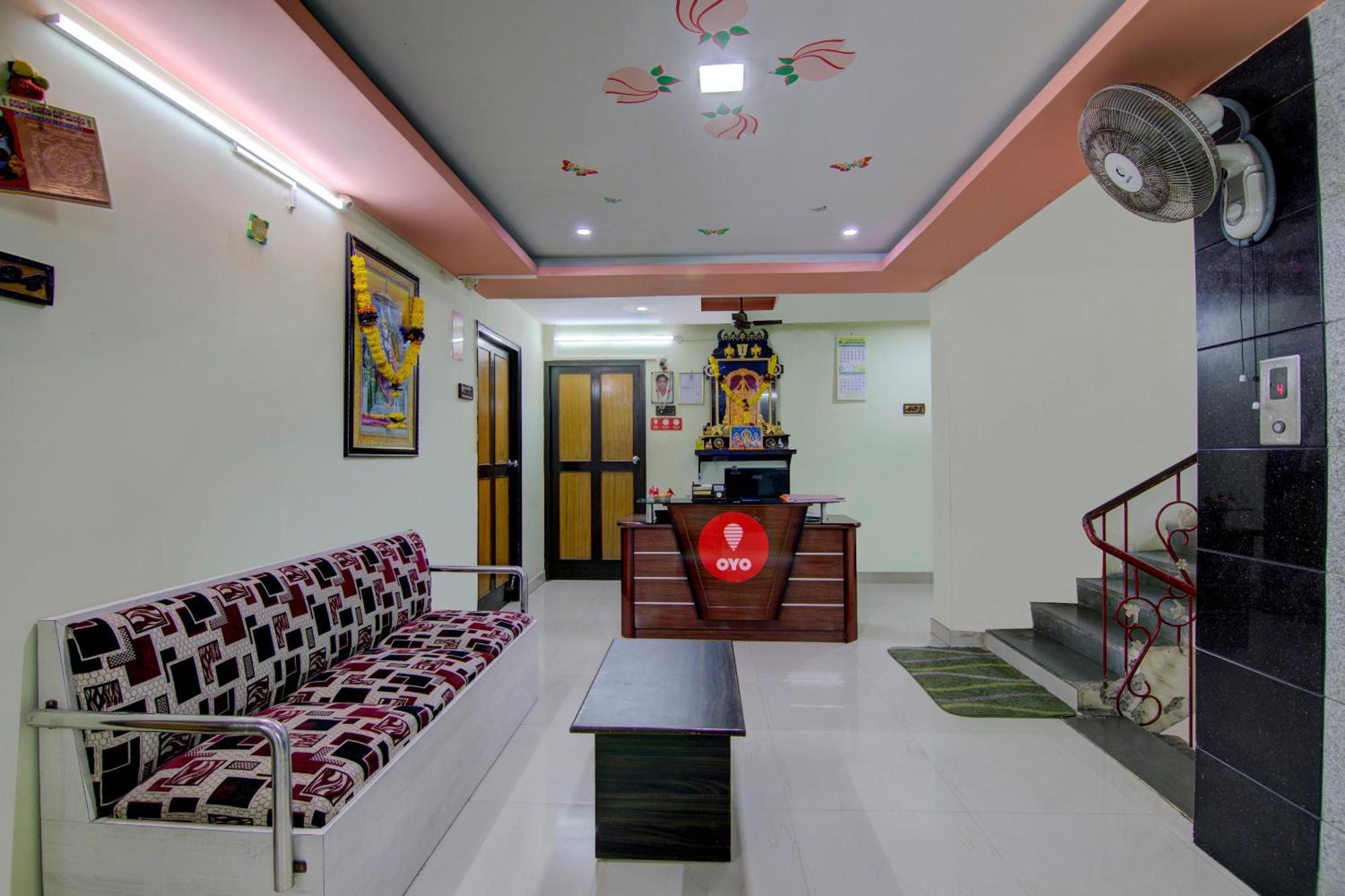 Hotel O K S N Residency Pedda Waltair Extérieur photo