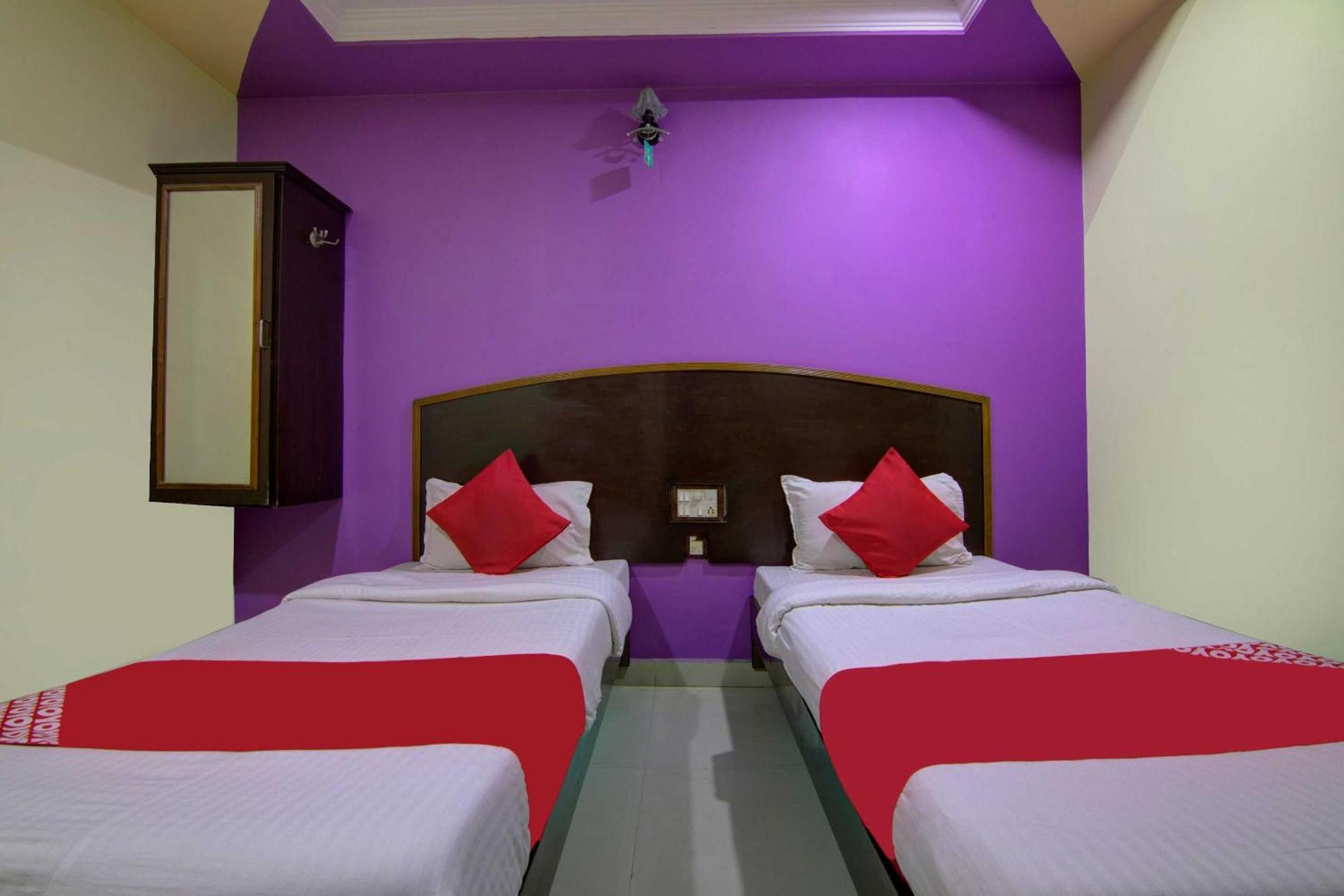 Hotel O K S N Residency Pedda Waltair Extérieur photo